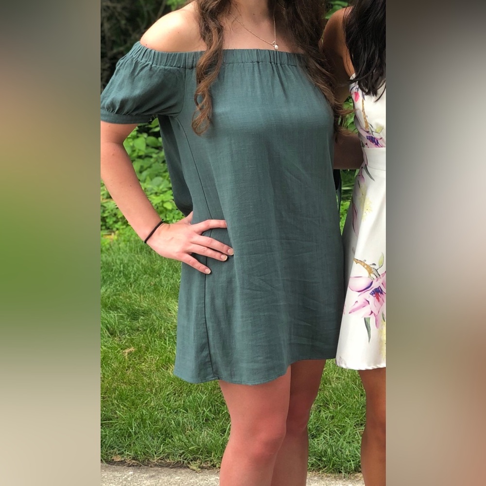 Lulu’s Green Off-the-Shoulder Dress